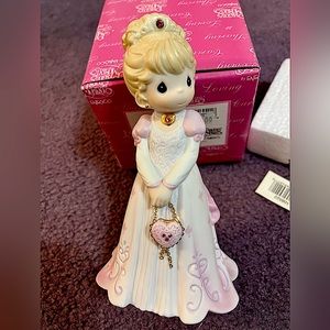 Precious Moments “Your Love Fills My Heart,” #108522, Perfect For 💘V’Day💘!!